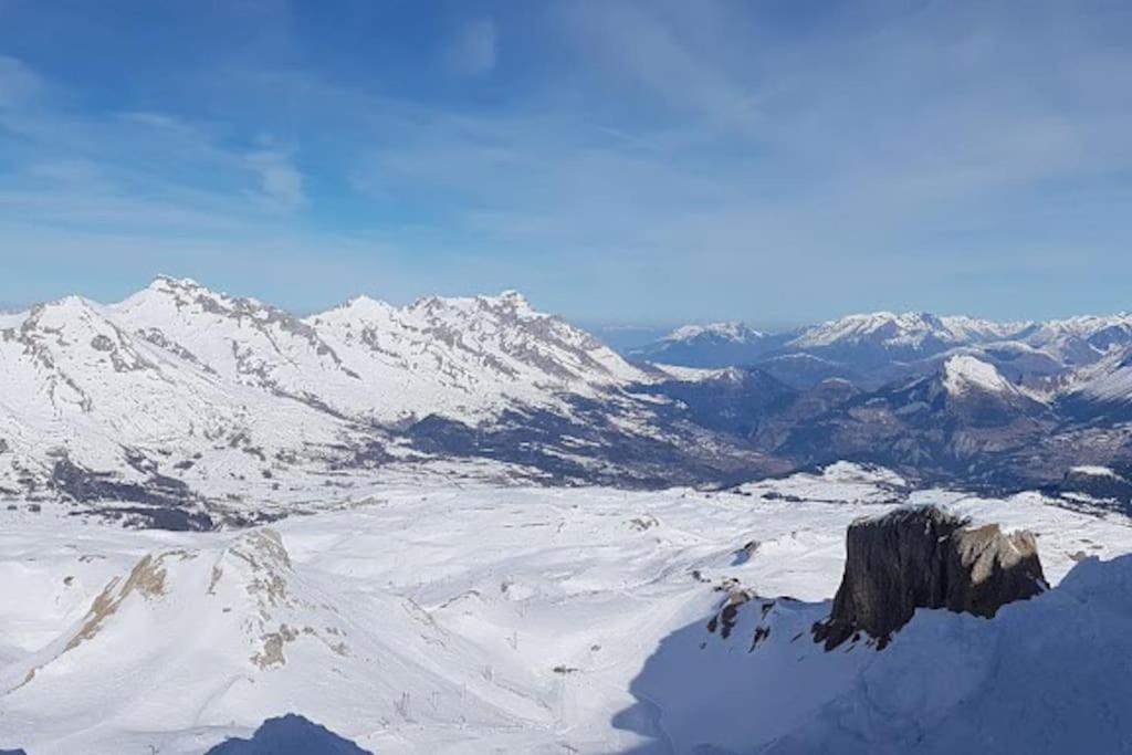 Au Pied Des Pistes Apartment *
